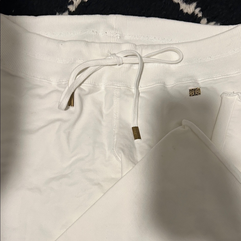 White WIDE LEG Joggers with Gold Accents- M - Picture 2 of 9